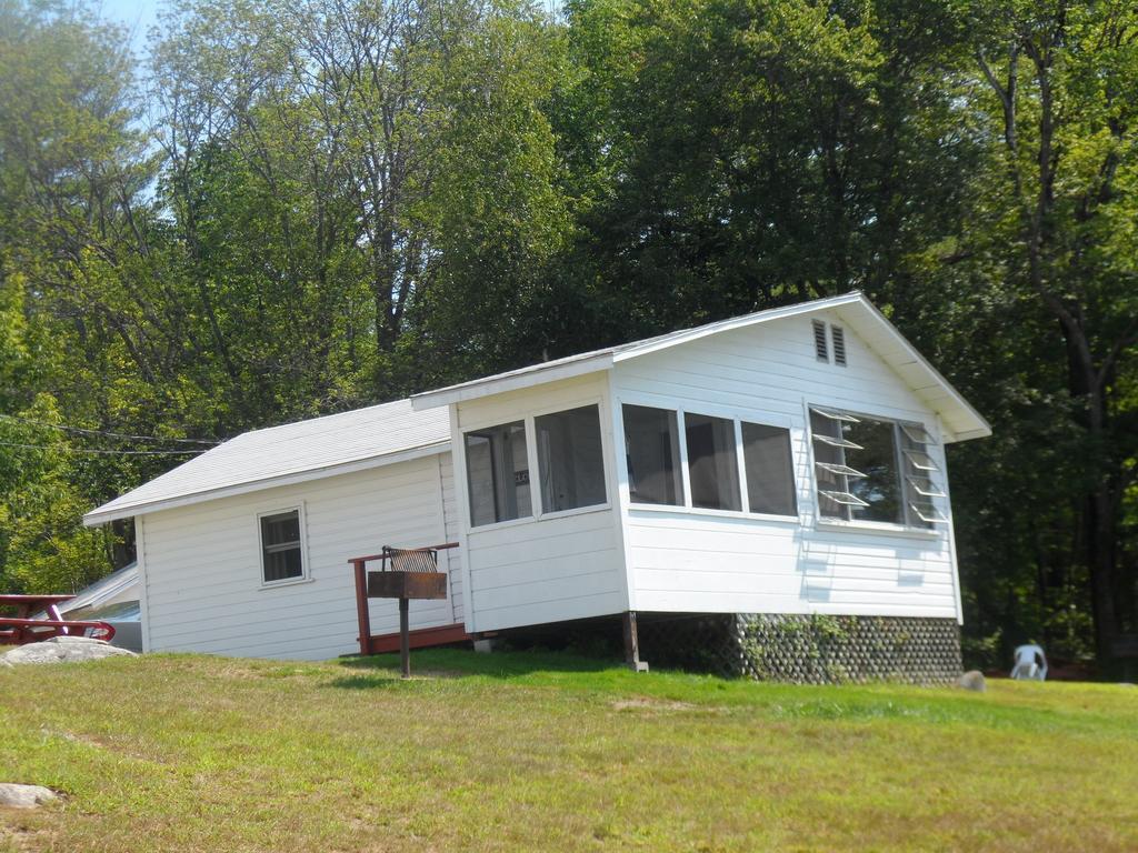 White Oak Motel & Cottages Holderness Esterno foto