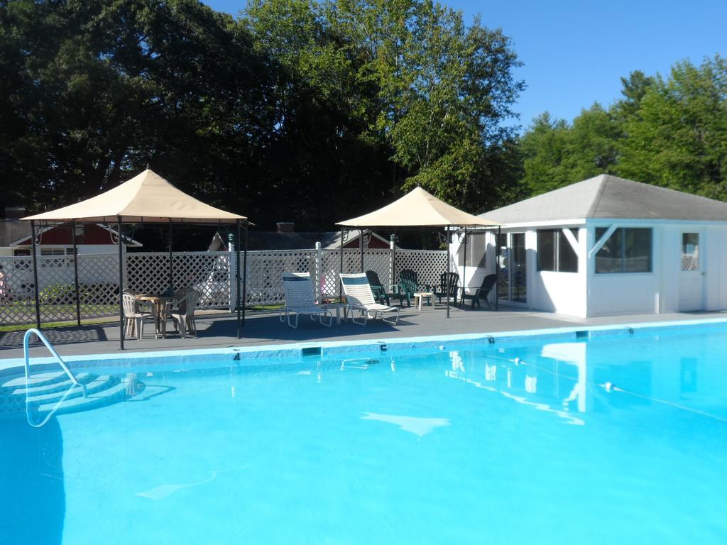 White Oak Motel & Cottages Holderness Esterno foto